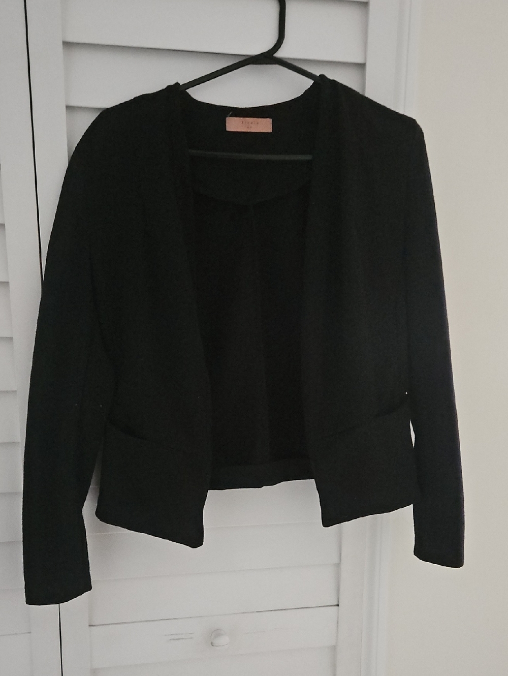 Elodie Black Open-Front Cropped Blazer
